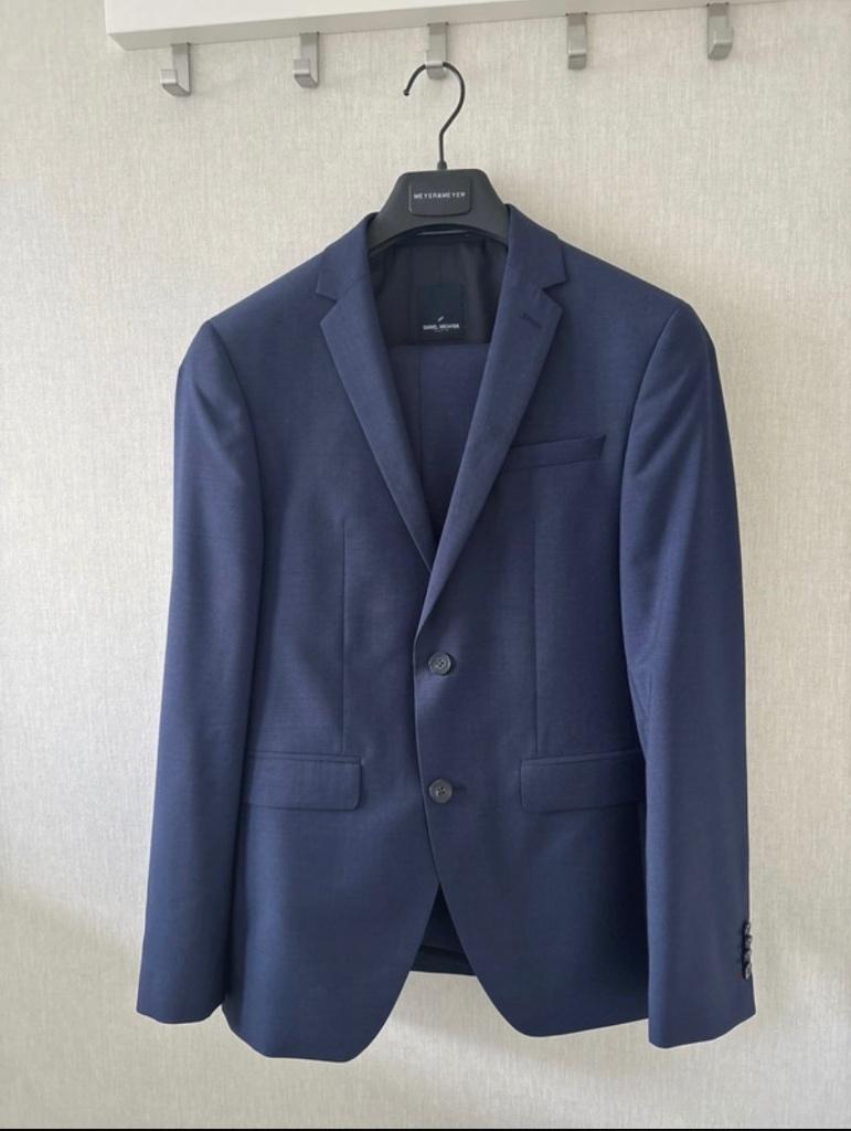 Kostuum donkerblauw Daniel Hechter wol maat 46, galakostuum, Kleding | Heren, Kostuums en Colberts, Blauw, Ophalen of Verzenden