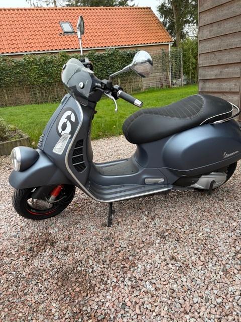 Vespa GTV 300 Sei Giorni (BTW motor) Nieuwstaat, Ophalen, Overige modellen, 300 cc, Zo goed als nieuw