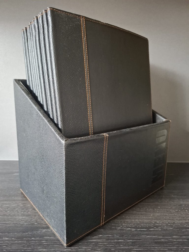 menukaarten in box, Diversen, Papierwaren, Ophalen, Zo goed als nieuw