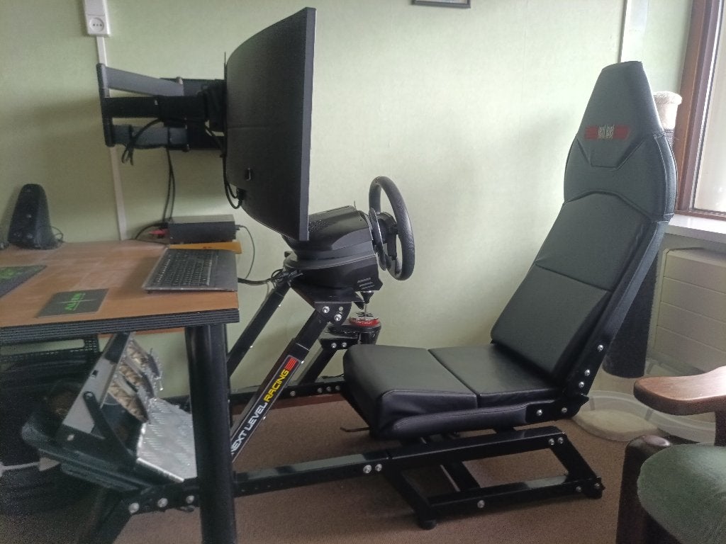 Race simulator met scherm., Spelcomputers en Games, Games | Pc, Ophalen, Gebruikt, 1 speler, Eén computer