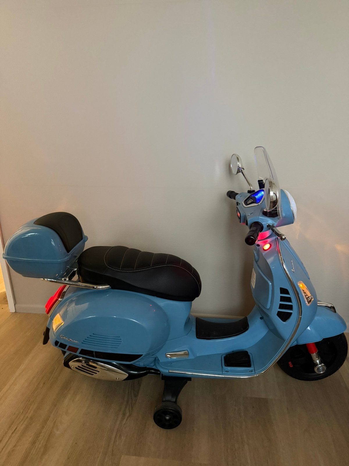 Vespa, Ophalen, Zo goed als nieuw