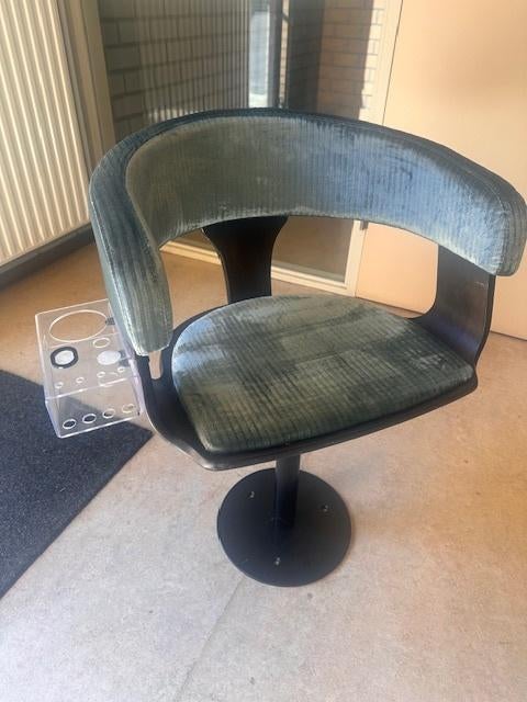 Scheikunde stoel, Ophalen, Gebruikt, Kuip- draai stoel, Metaal