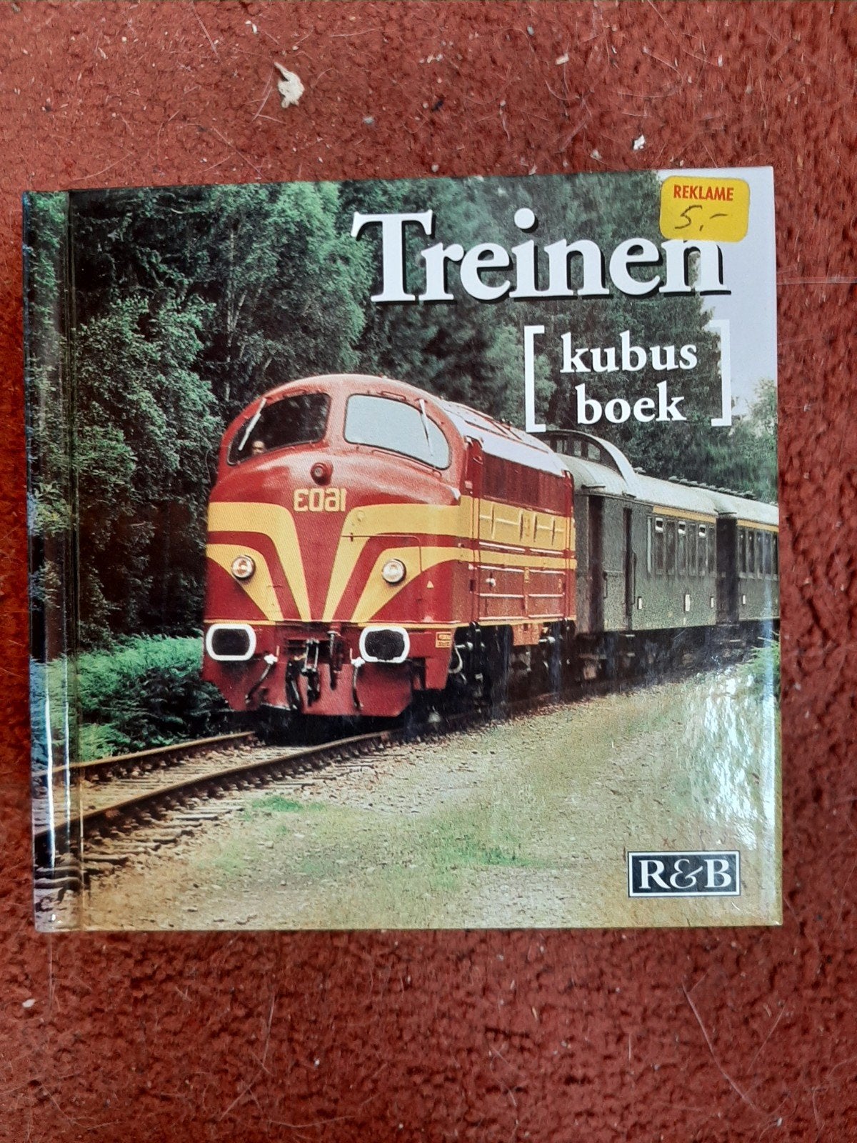 Treinen Kubus Boek - R&B, Ophalen of Verzenden, Gelezen, Overige onderwerpen, Onbekend