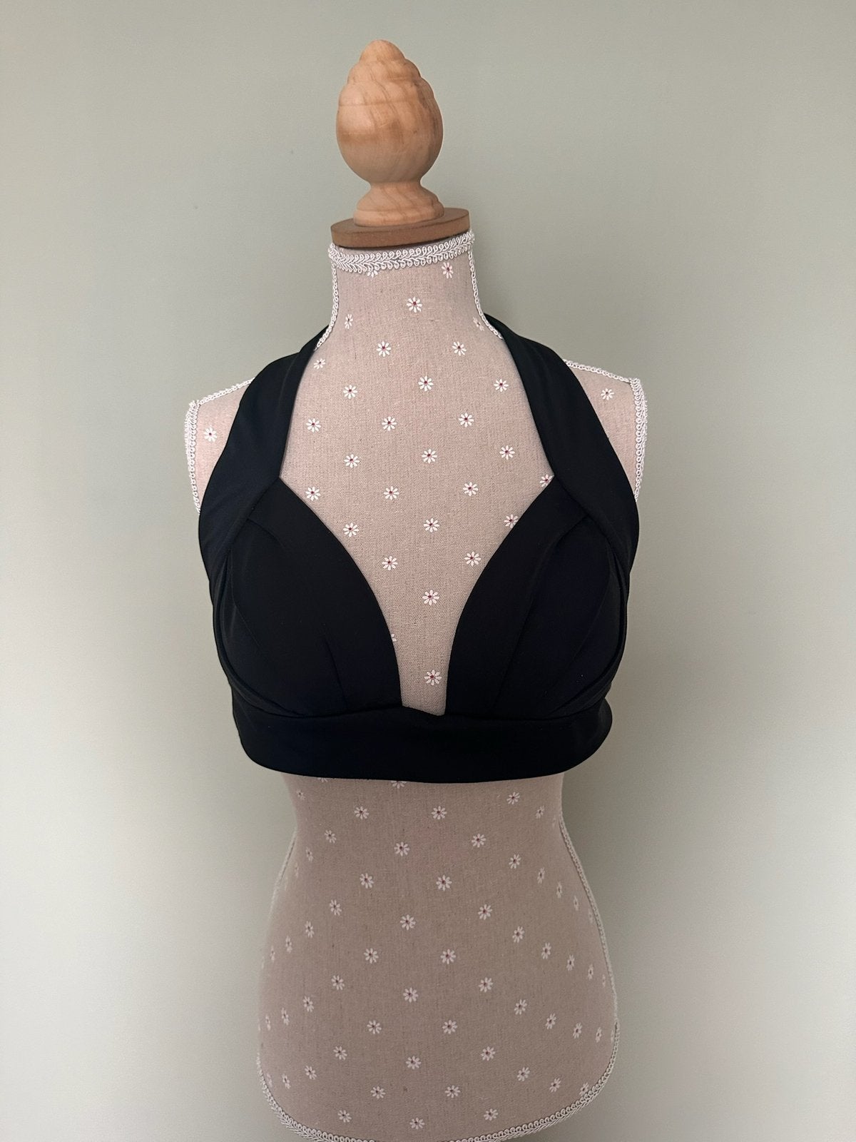 Bikini zwart soft cup, maat 40, Kleding | Dames, Verzenden, Zo goed als nieuw, Zwart, Bikini