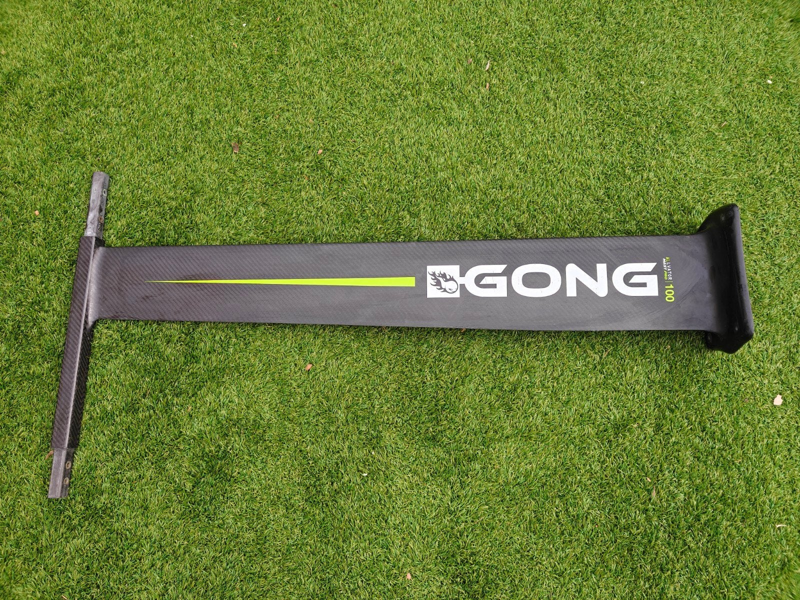 Gong Wingfoil Carbon Mast 100 cm monoblok, Ophalen, Zo goed als nieuw, Wingsurf-onderdelen