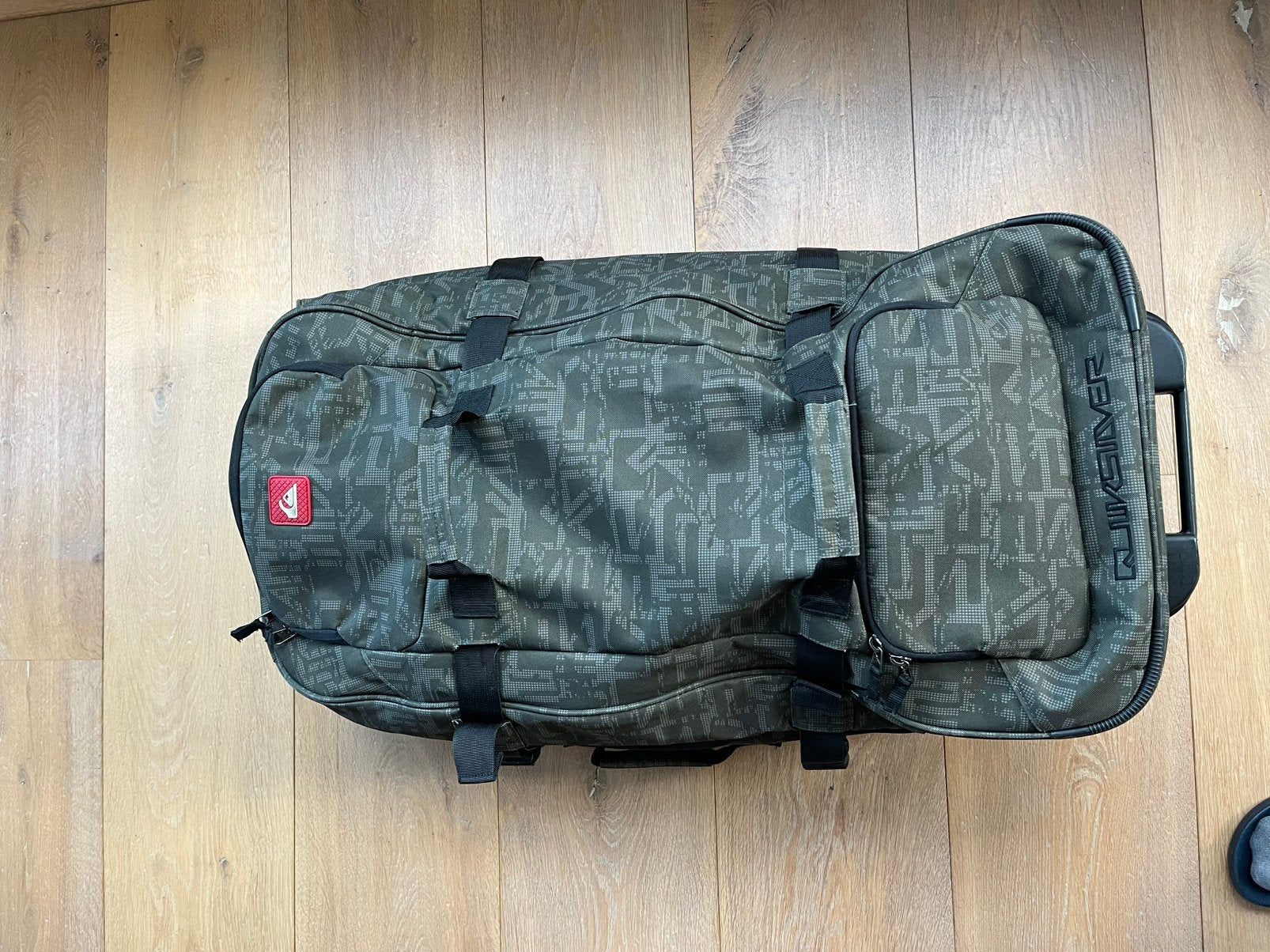 Reiskoffer Quiksilver Splitroller (100 liter), Gebruikt, Groen, 35 tot 55 cm, Wieltjes