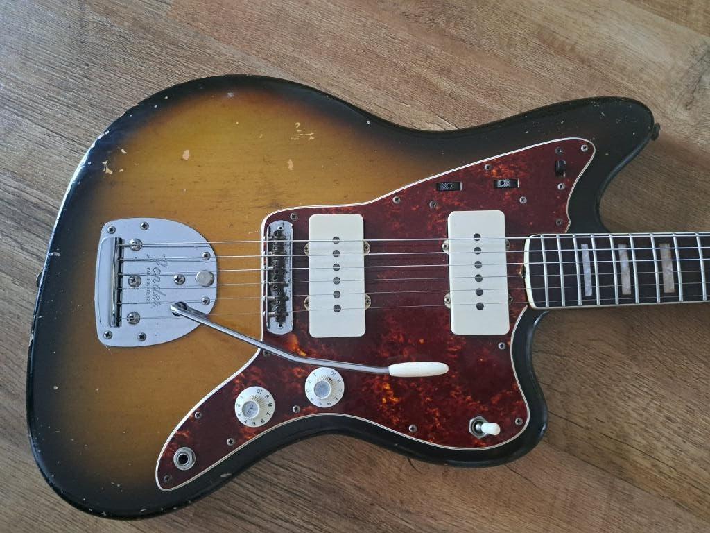 Fender Jazzmaster 1967 sunburst, Ophalen, Zo goed als nieuw, Solid body, Fender