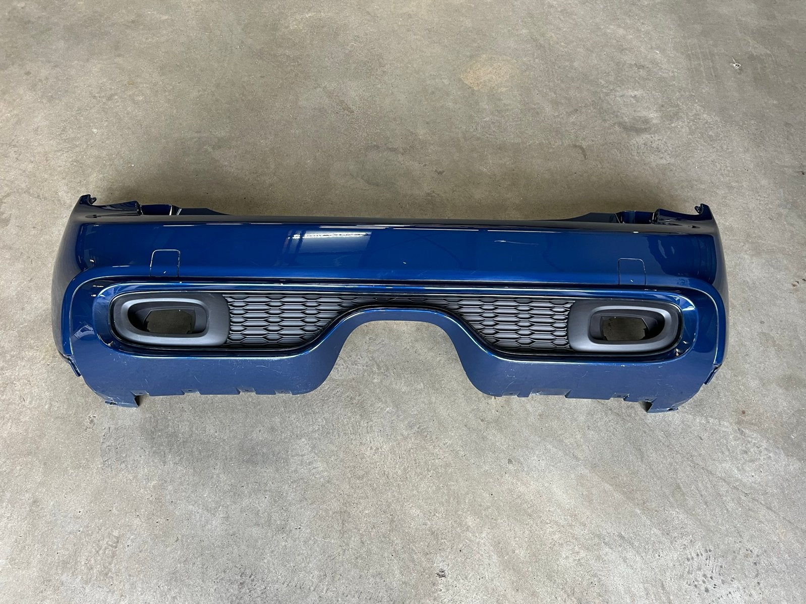 Mini Cooper S F55 achterbumper Deep Blue 2349295063, Ophalen, Gebruikt, Mini, Achter