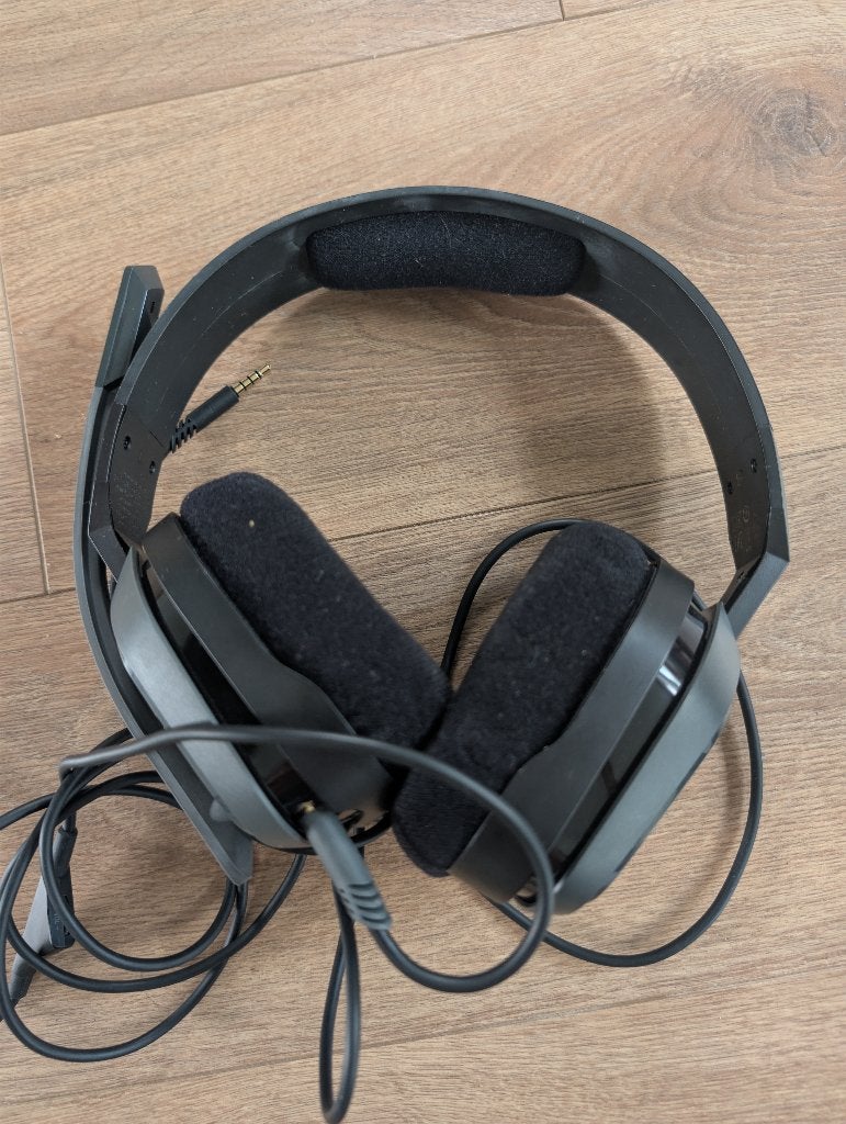 Astro A10 gaming koptelefoon (Jackplug 3.5mm), Computers en Software, Headsets, Mute-functie, Ophalen of Verzenden, Zo goed als nieuw