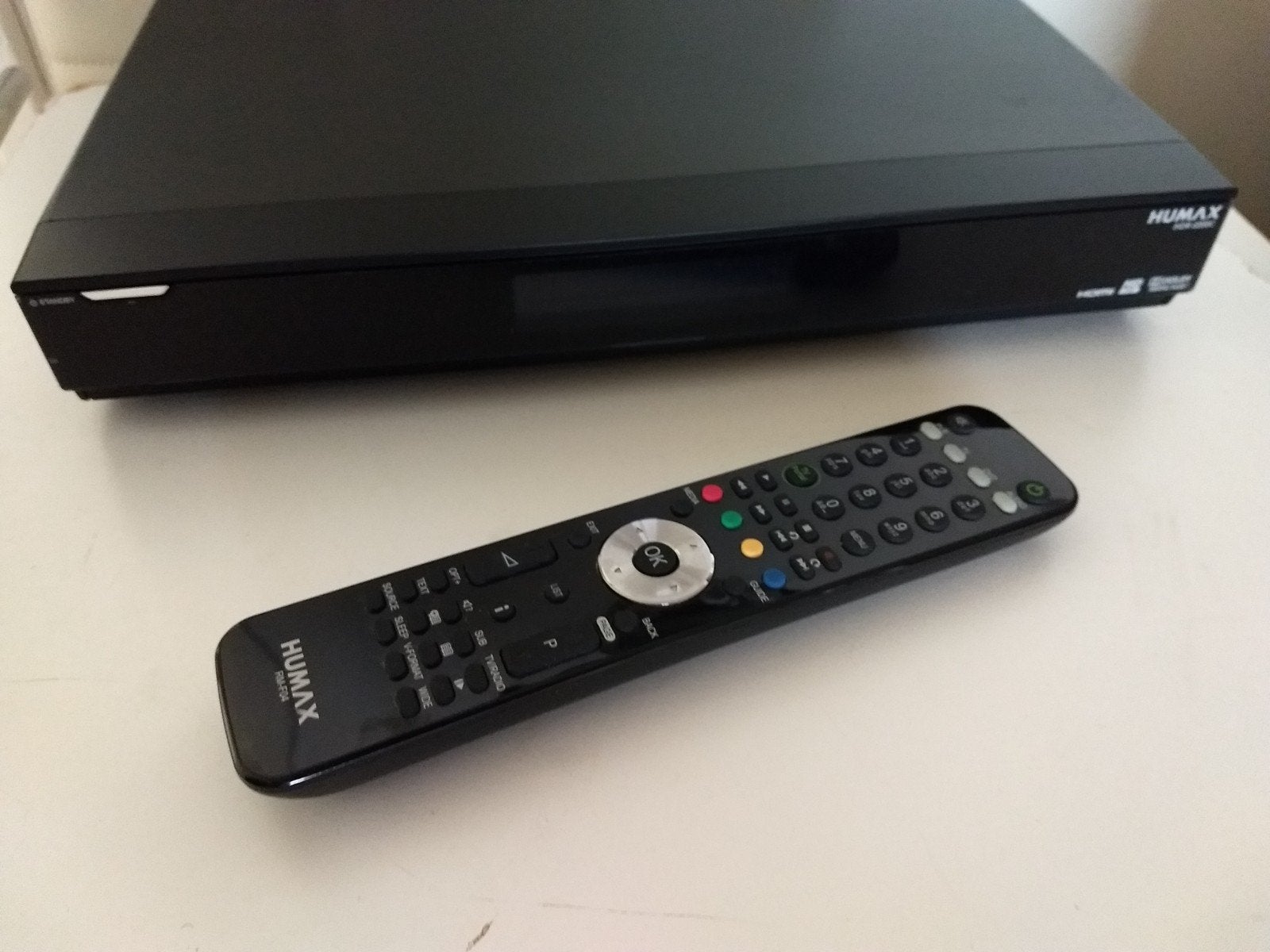 goede Humax 5200C Ziggo met 500 gb harde schijf, Ophalen, Zo goed als nieuw