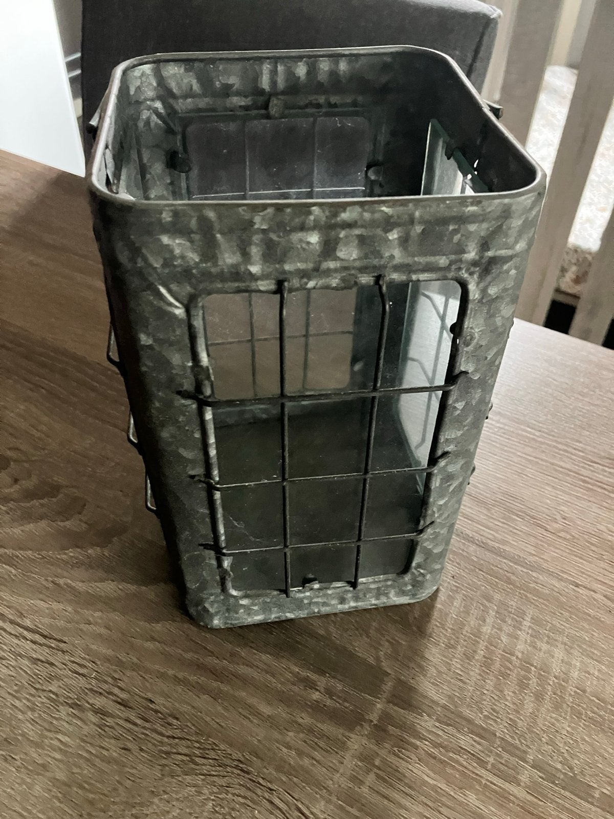 Stoer windlicht van metaal en glas, Windlicht, Gebruikt, Verzenden, Metaal