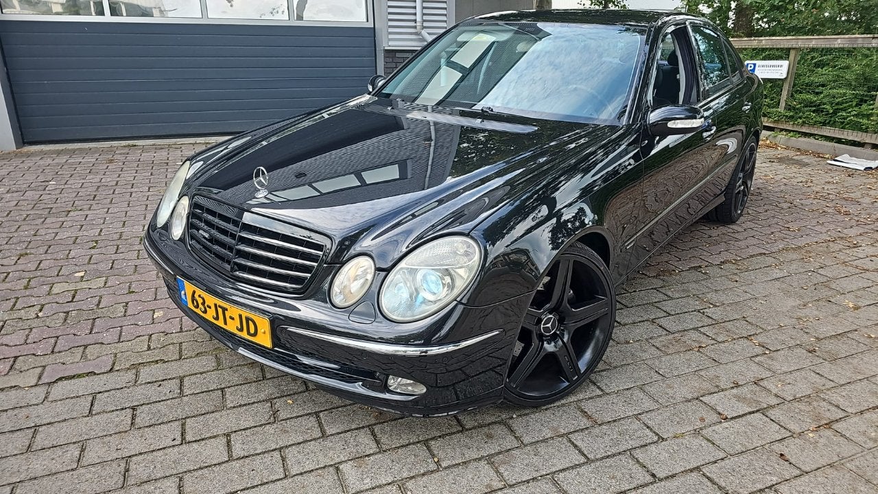 Mercedes-Benz EKLASSE 500 ELEGANCE YOUNGTIMER (bj 2002), Auto's, Automaat, Achterwielaandrijving, Gebruikt, 8 cilinders