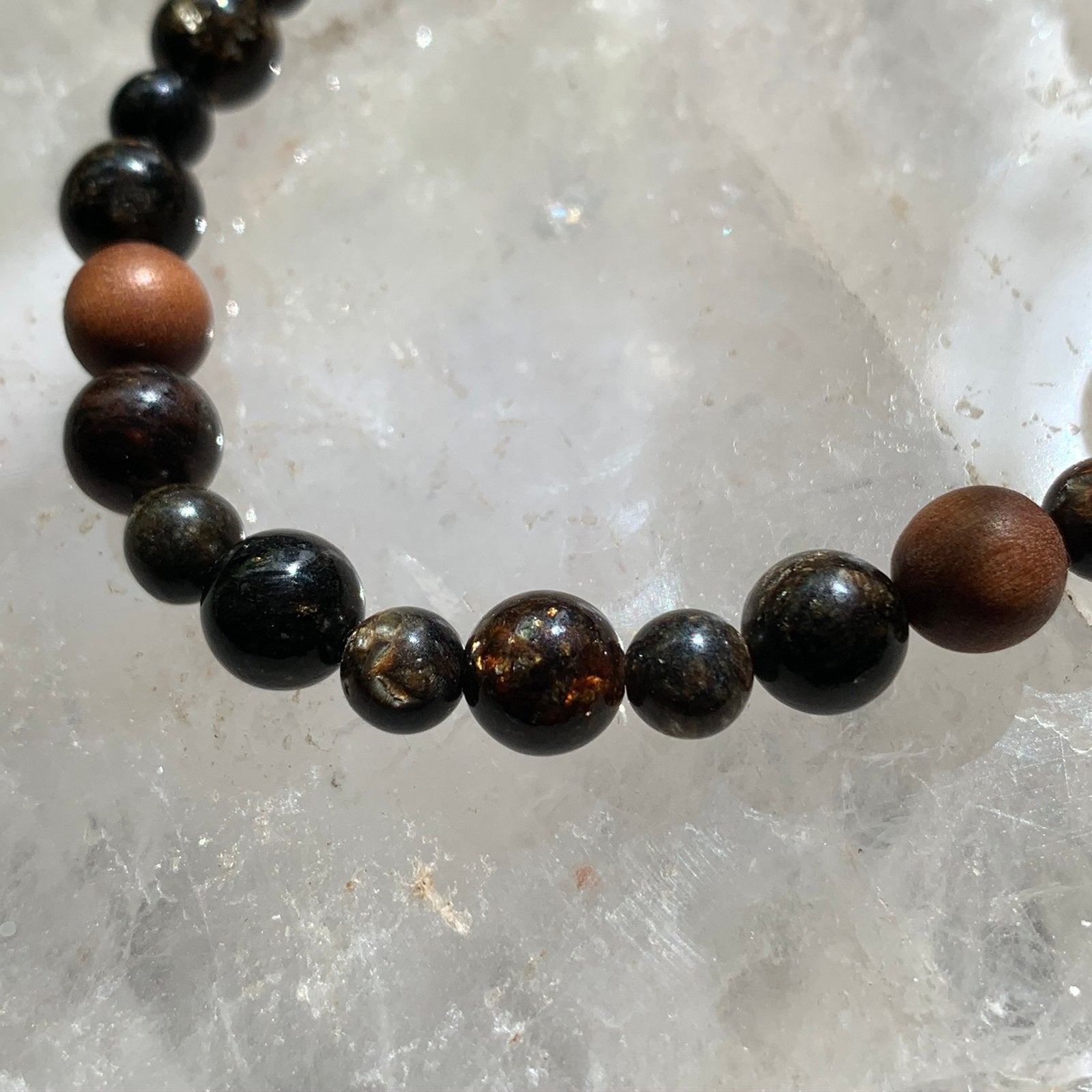 Biotiet sandalwood beschermt aura straling zuivert magie, Sieraden, Tassen en Uiterlijk, Met bedels of kralen, Nieuw, Ophalen of Verzenden