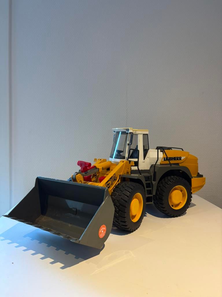 Bruder Liebherr Shovel - 02430, Ophalen of Verzenden, Zo goed als nieuw