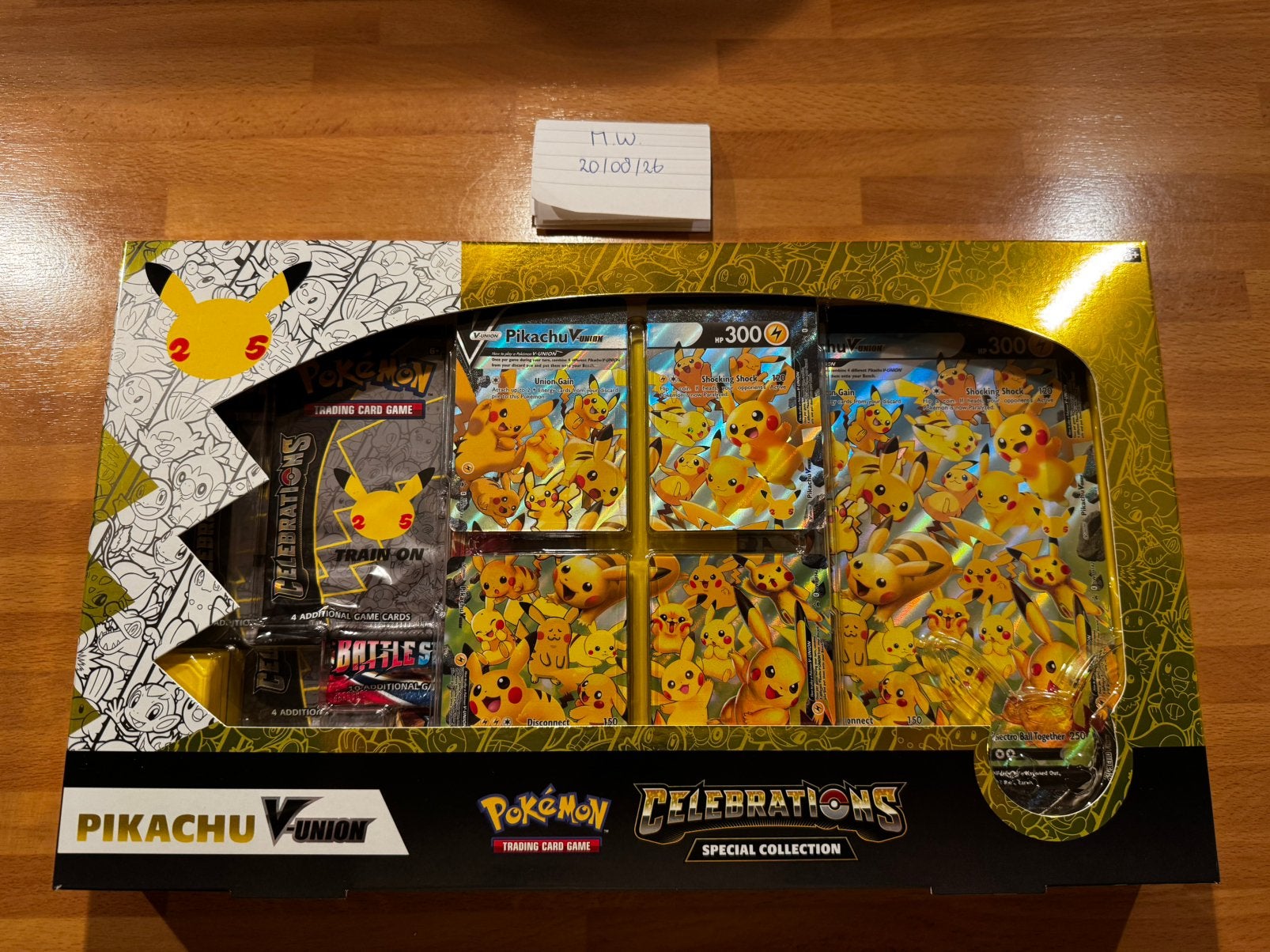 Pokemon Celebrations Special Collection - Pikachu V Sealed, Hobby en Vrije tijd, Verzamelkaartspellen | Pokémon, Ophalen, Nieuw