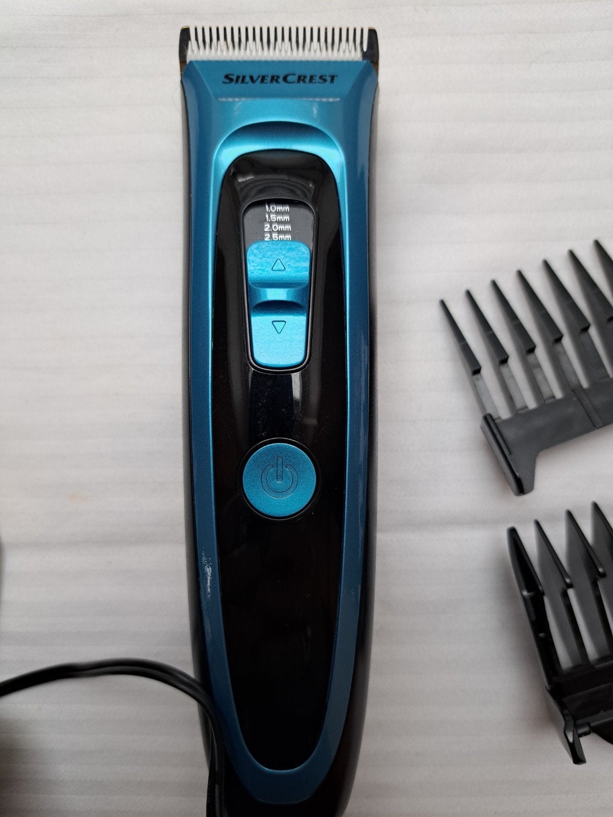 SilverCrest Tondeuse met Opzetstukken en Oplaadstation, Ophalen, Zo goed als nieuw, Tondeuse