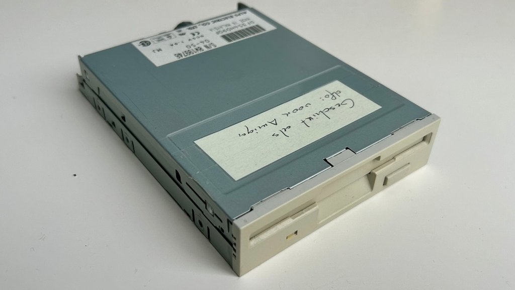 Amiga diskdrive (DD - 880KB), Computers en Software, Vintage Computers, Ophalen of Verzenden, Commodore Amiga