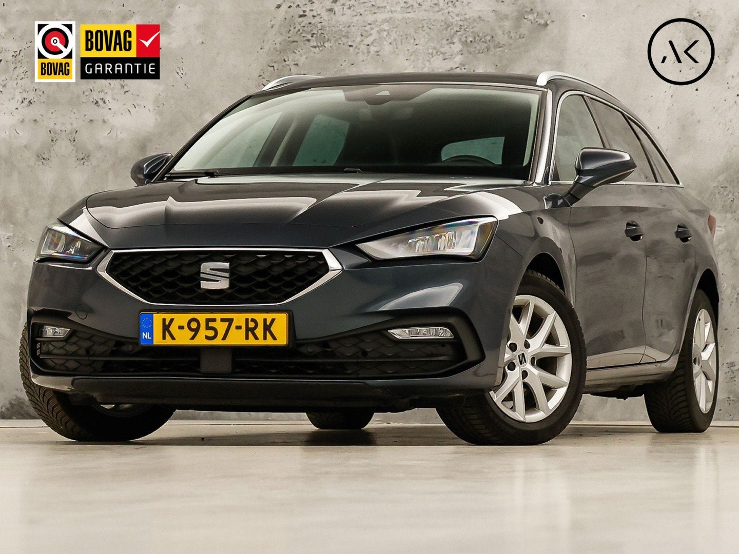 SEAT Leon 1.5 TSI Sport (4 CILINDER, VIRTUAL COCKPIT, APPLE, Voorwielaandrijving, 12 maanden, Stof, 4 cilinders