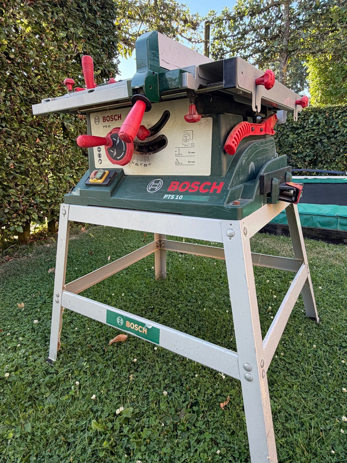 Bosch PTS 10 zaagtafel met onderstel en extra zaagblad, Ophalen, Gebruikt, Cirkelzaag, 70 mm of meer