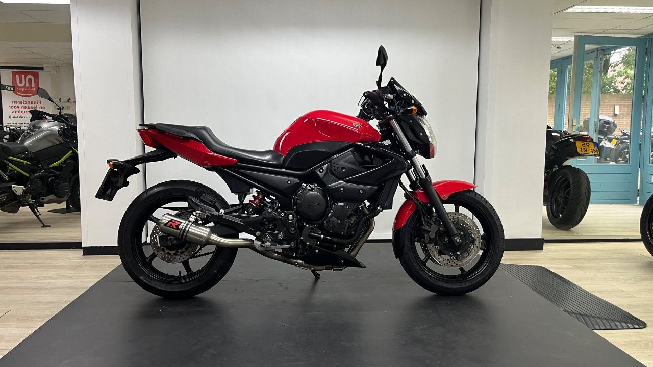 Yamaha XJ6 | HANDVATVERWARMING | NIEUWE VOORBAND (bj 2012), Motoren, Motoren | Yamaha, Bedrijf, Meer dan 35 kW, Overig, 600 cc