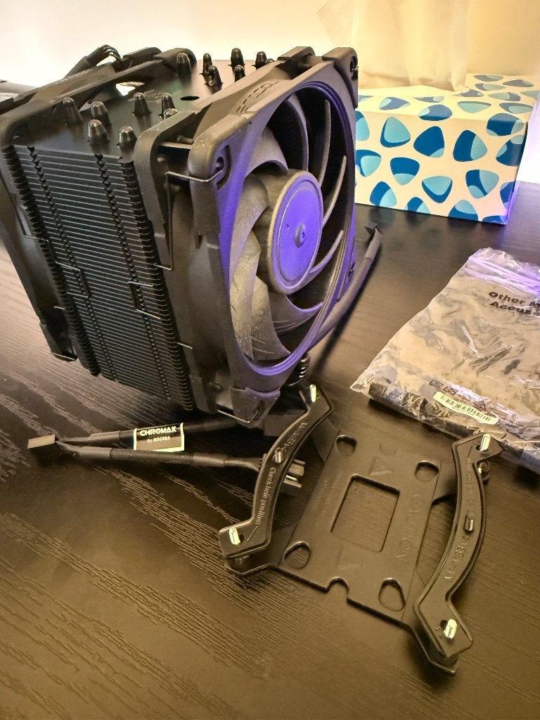 Noctua NH-U12A chromax.black, Computers en Software, Computerkoelers, Ophalen of Verzenden, Zo goed als nieuw, Luchtkoeling