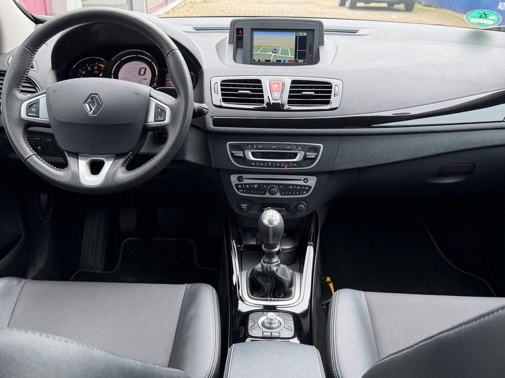 Renault Mégane Estate 1.4 TCe Bose |Navi|Climate|Cruise|Hal, Voorwielaandrijving, Euro 5, Gebruikt, Zwart