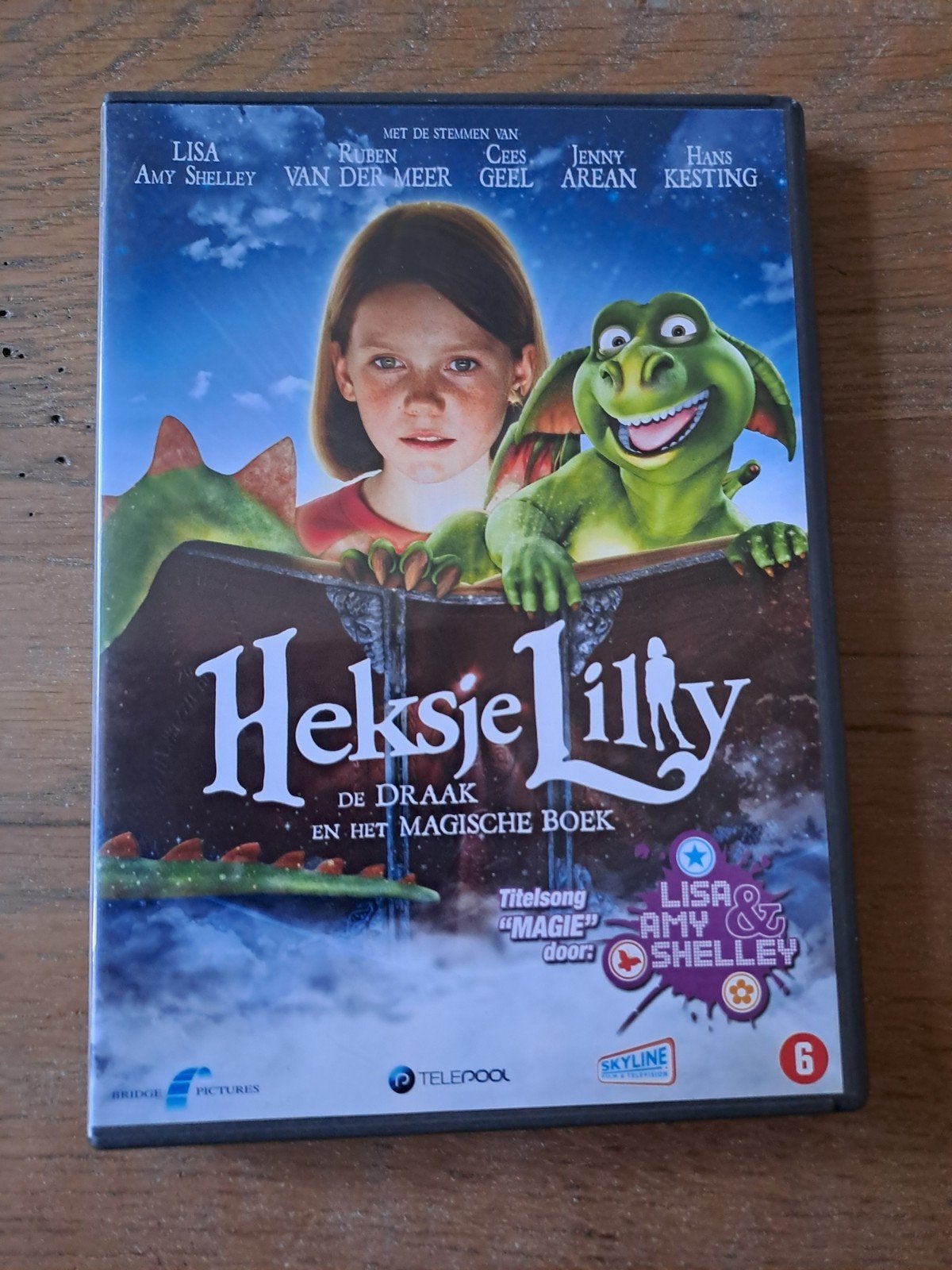 Heksje Lilly de Draak en het Magische Boek DVD, Alle leeftijden, Zo goed als nieuw, Familie, Film