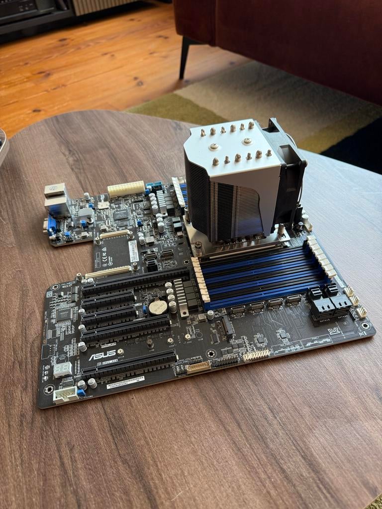 AMD Epyc 7D12 + Asus KRPA-16U + 4U koeler - Server Combo, Ophalen, Gebruikt, Overige typen, DDR4