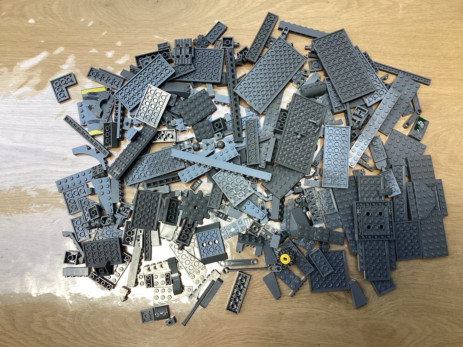 Partij donkergrijze Lego - Losse stenen in prima staat, Kinderen en Baby's, Ophalen of Verzenden, Zo goed als nieuw, Losse stenen