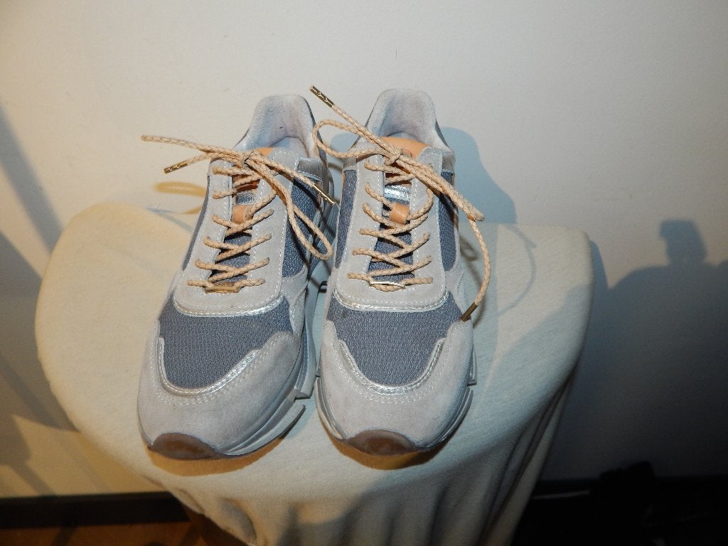 Fred de la Bretoniere sneakers grijs zilver dikkere zool 38, Fred de la Bretoniere, Verzenden, Sneakers of Gympen, Grijs