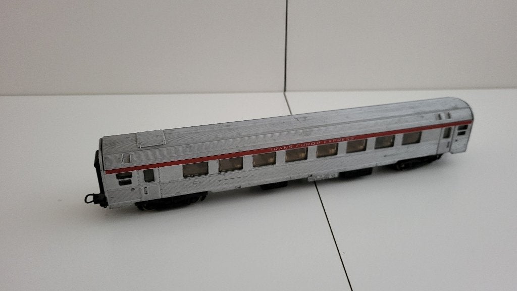 Lima 301023 - Mistral 69 TEE "le Mistral" A8tuj, Hobby en Vrije tijd, Modeltreinen | H0, Gebruikt, Gelijkstroom, Wagon, Ophalen of Verzenden