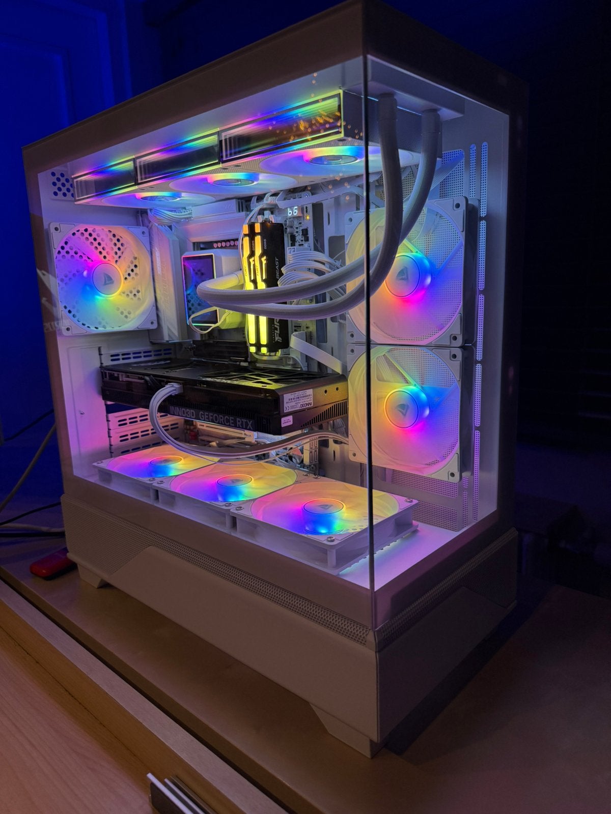 Witte Ultra core 9 285k rtx 5070ti 64gb ddr5 …, Ophalen of Verzenden, Zo goed als nieuw, 4 Ghz of meer
