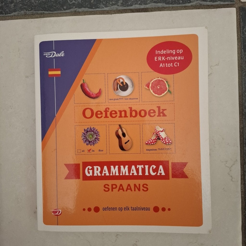 SPAANS OEFENBOEK GRAMMATICA IN PERFECTE STAAT!!, Boeken, Ophalen of Verzenden, Zo goed als nieuw
