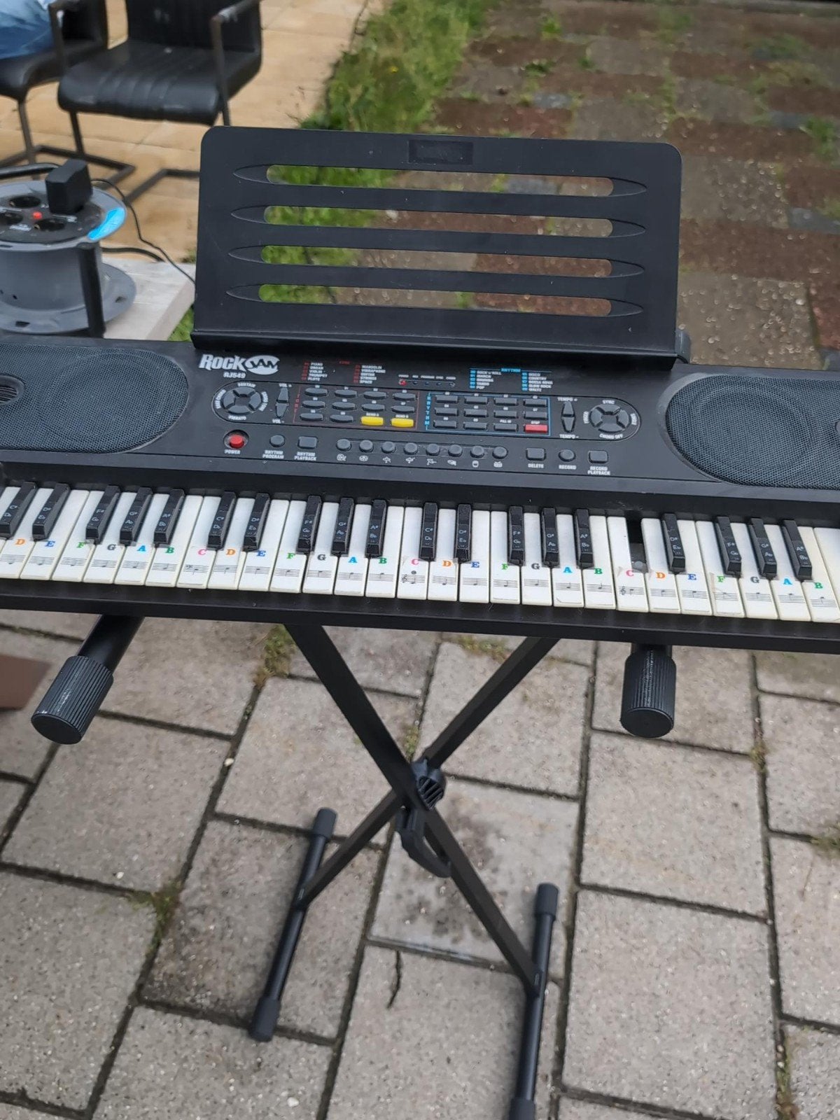 Keyboard RockJam, Ophalen