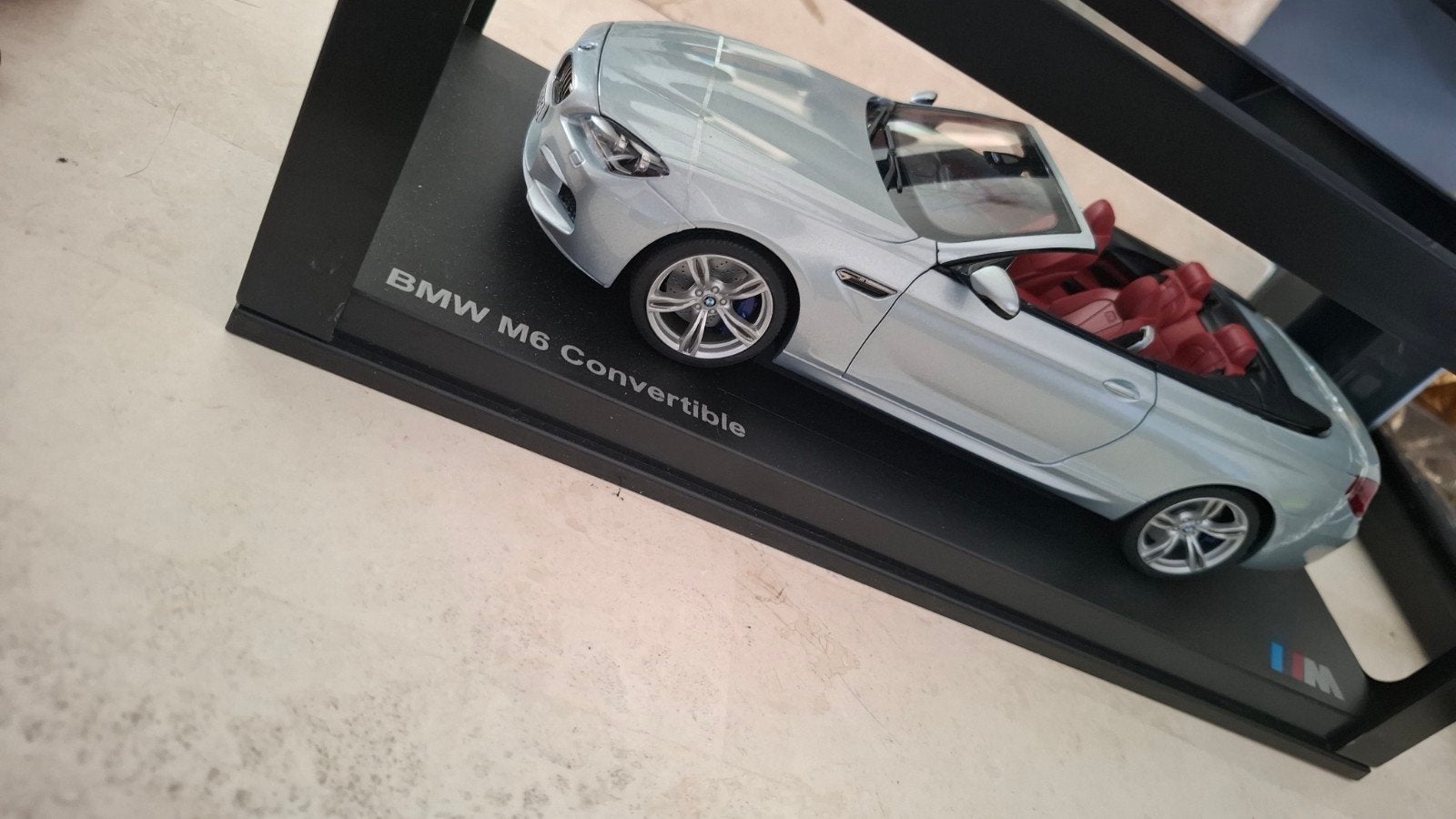 BMW M6 Convertible modelauto - Zo goed als nieuw, Ophalen of Verzenden, Zo goed als nieuw, Auto, Overige merken