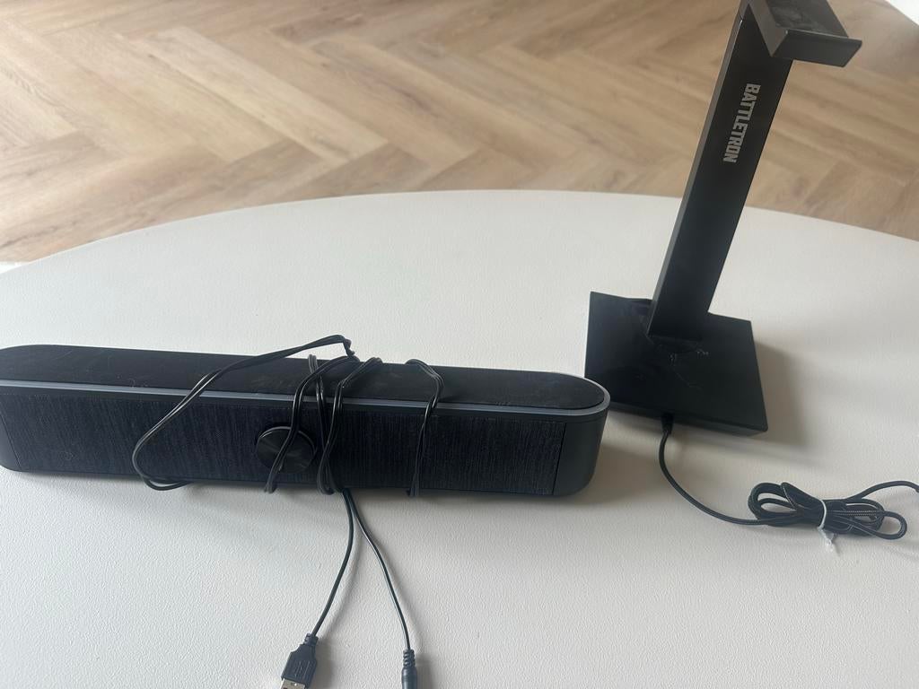Soundbar met headsetstandaard, Computers en Software, Ophalen of Verzenden, Zo goed als nieuw