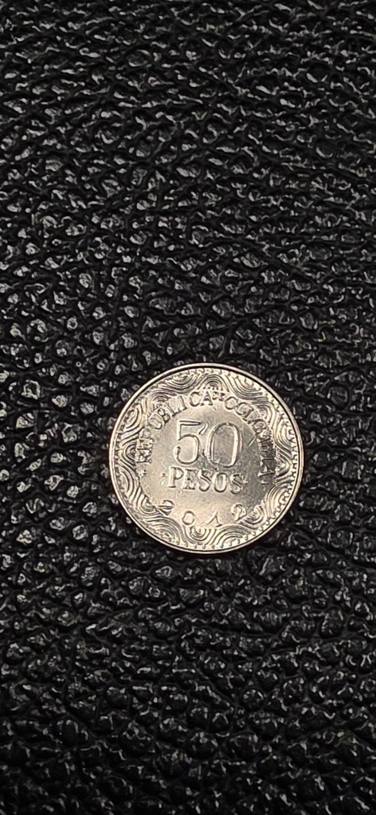 Colombia 50 pesos 2012, Postzegels en Munten, Munten | Amerika, Ophalen of Verzenden, Zuid-Amerika