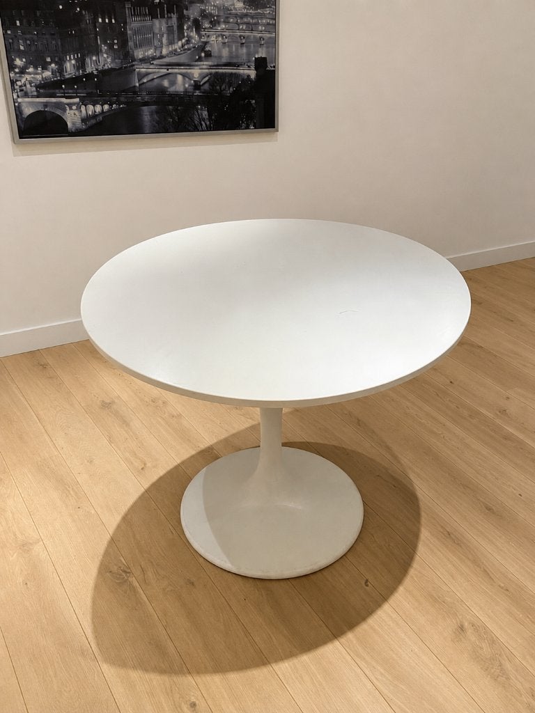 Ronde witte tafel Ø105 cm – prima tafel met gebruikerssporen, Huis en Inrichting, Tafels | Eettafels, Ophalen, Kunststof, Gebruikt