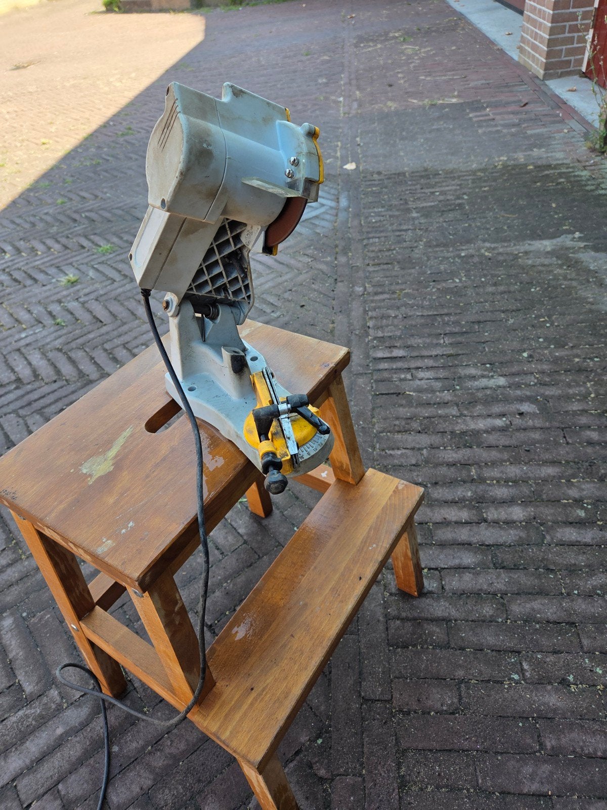 Kettingzaagslijpmachine - Snel terugverdiend!, Ophalen of Verzenden