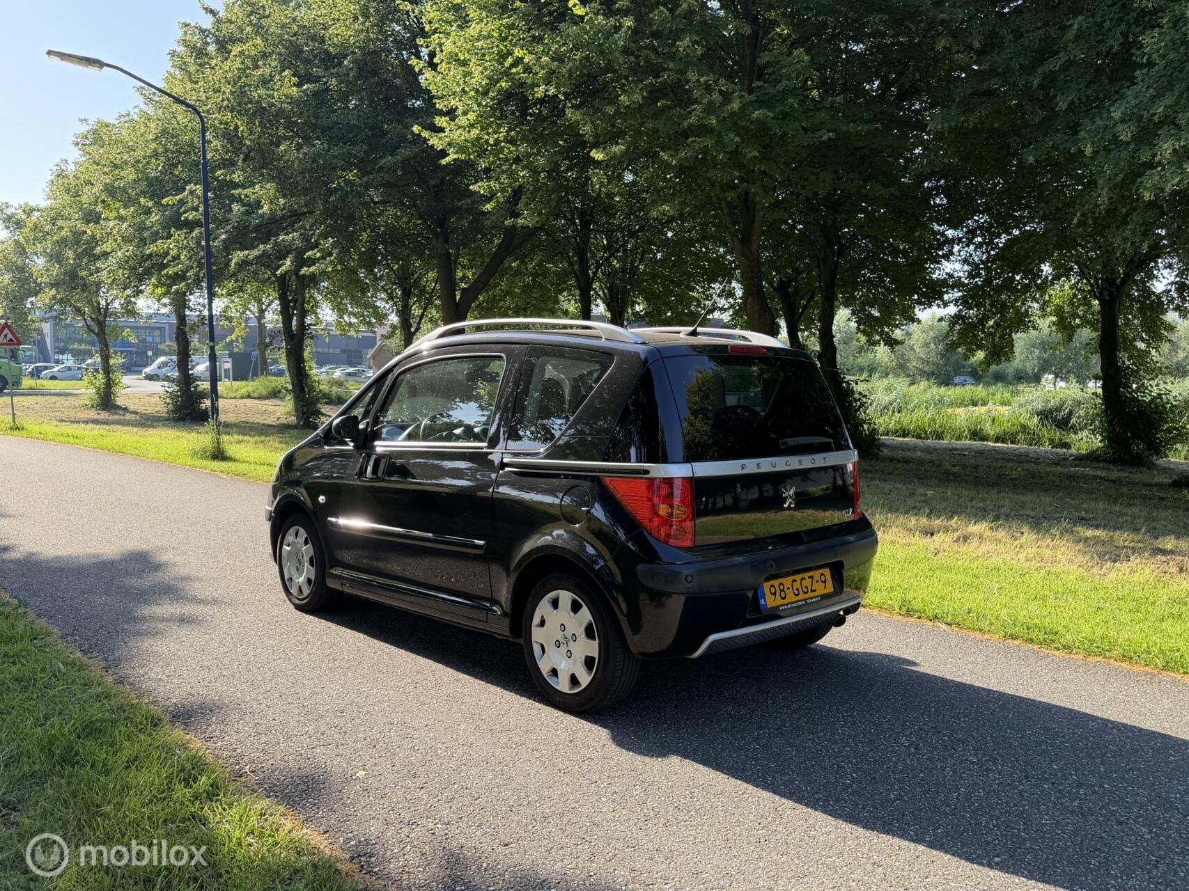 Peugeot 1007 1.6-16V Sporty*AUTOMAAT*NEW APK 6/27*AIRCO*NAP, Auto's, Peugeot, Gebruikt, Zwart, 4 cilinders, 4 stoelen