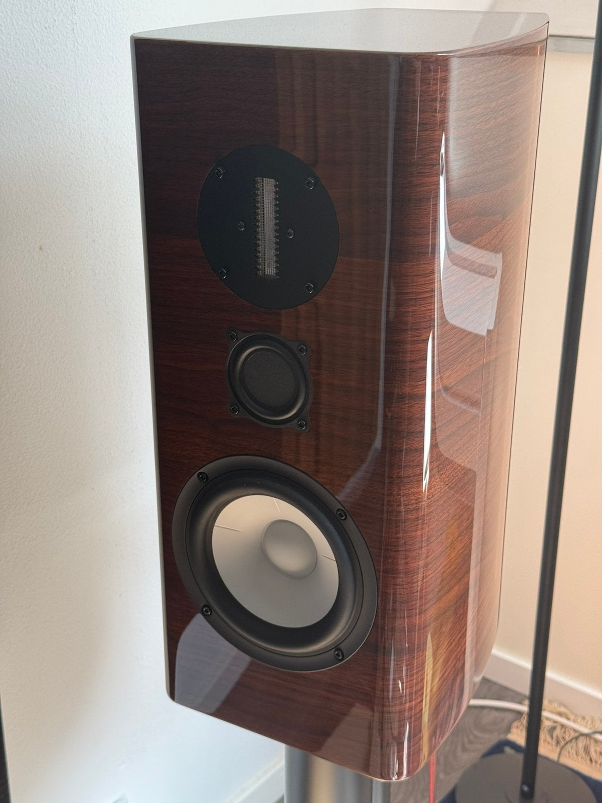 Philharmonic BMR Monitor luidsprekers, Zo goed als nieuw, 60 tot 120 watt, Front, Rear of Stereo speakers, Ophalen