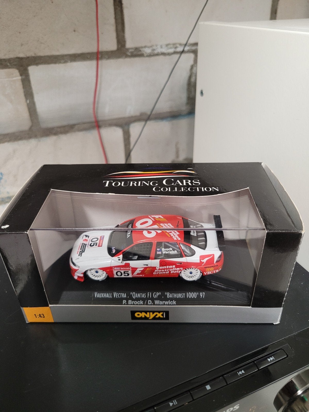 opel vectra onyx 1:43 XT085, Hobby en Vrije tijd, Modelauto's | 1:43, Ophalen of Verzenden, Zo goed als nieuw, Auto, Overige merken