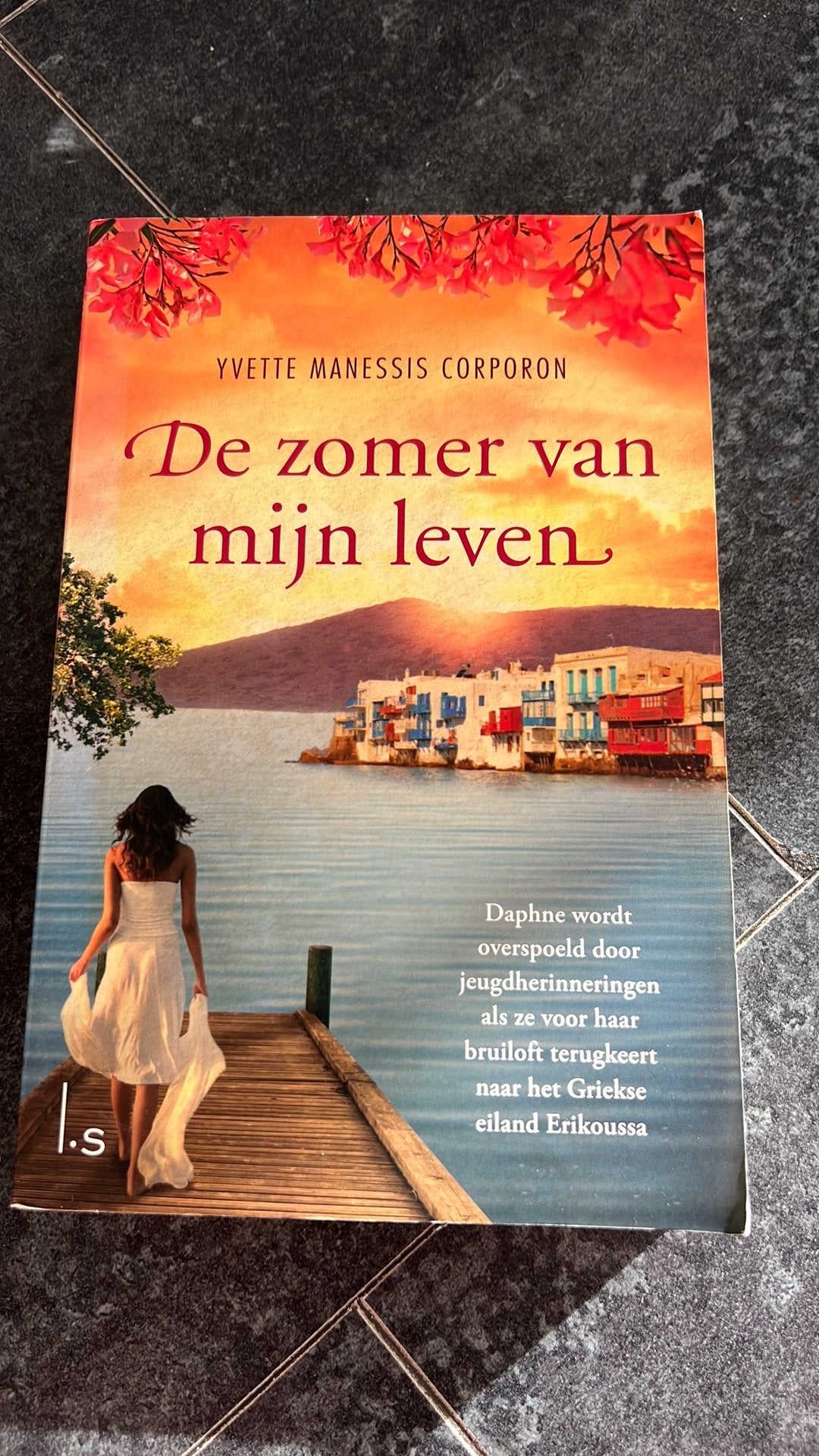 Yvette Manessis Corporon - De zomer van mijn leven, Ophalen of Verzenden, Zo goed als nieuw, Yvette Manessis Corporon
