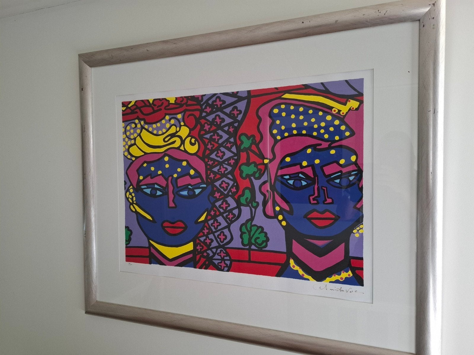 Anita Vos: Zeefdruk, Twee Vrouwen - Ingelijst, Antiek en Kunst, Kunst | Litho's en Zeefdrukken, Ophalen of Verzenden
