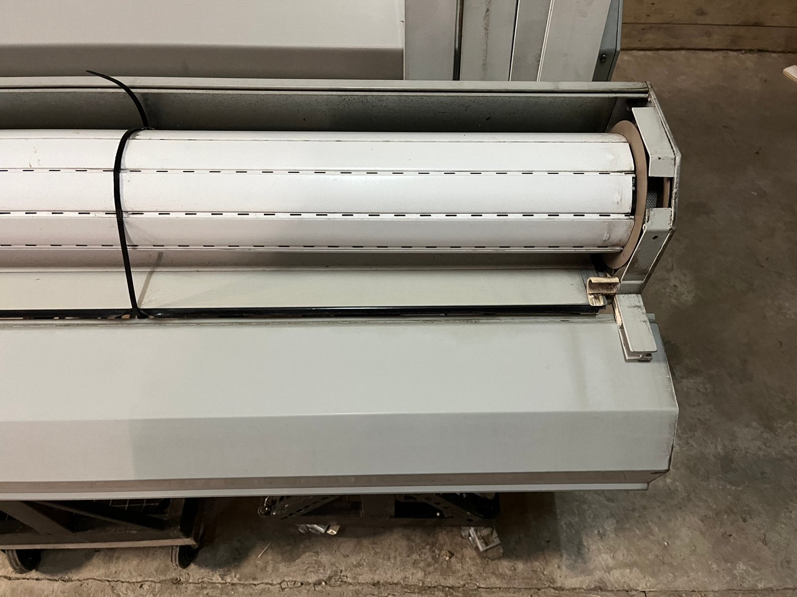 Rolluiken grijs met witte lamellen, Ophalen, Gebruikt, 100 tot 150 cm, Wit