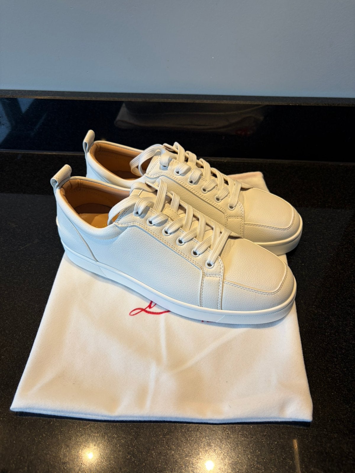 Christian Louboutin schoenen maat 43, Wit, Nieuw, Ophalen of Verzenden, Sneakers of Gympen