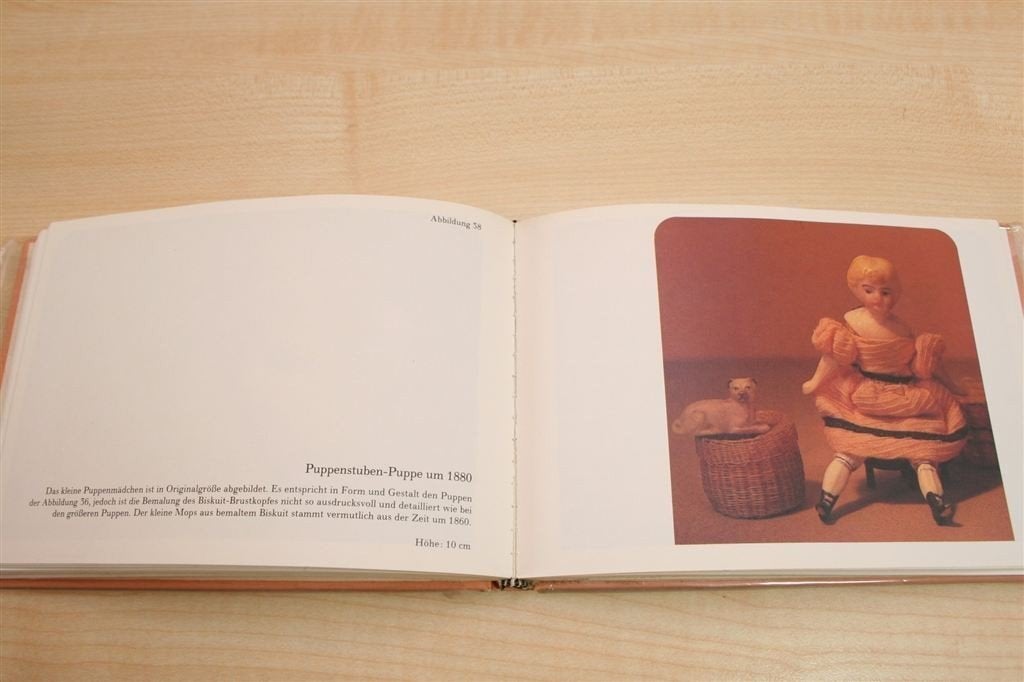 De Wereld van Antieke Poppen [1790-1925] — Foto\'s, Gebruikt, N.v.t., N.v.t., Ophalen of Verzenden