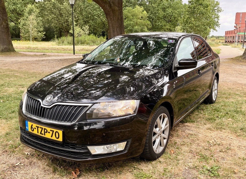 Skoda Rapid 2013 Zwart, Zwart, 1055 kg, Handgeschakeld, 570 kg