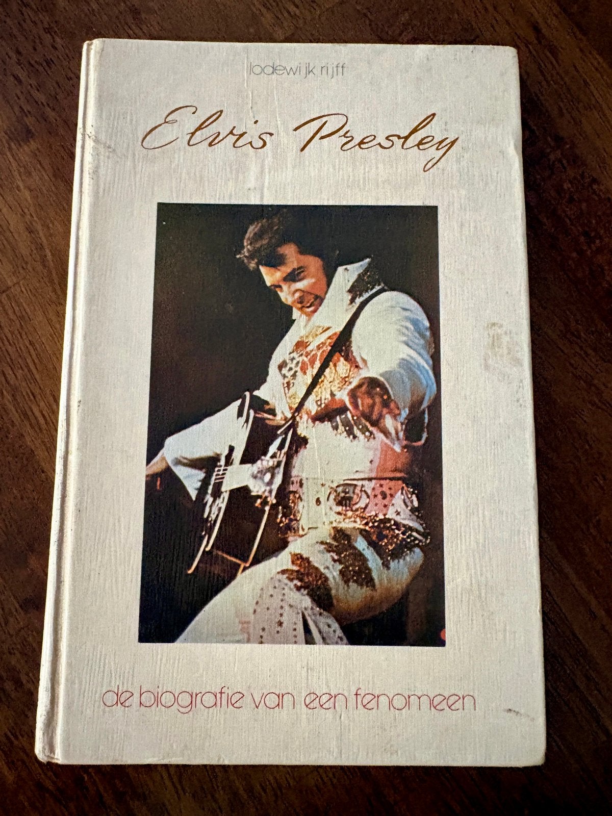 Elvis Presley: De biografie van een fenomeen, Ophalen of Verzenden, Gelezen