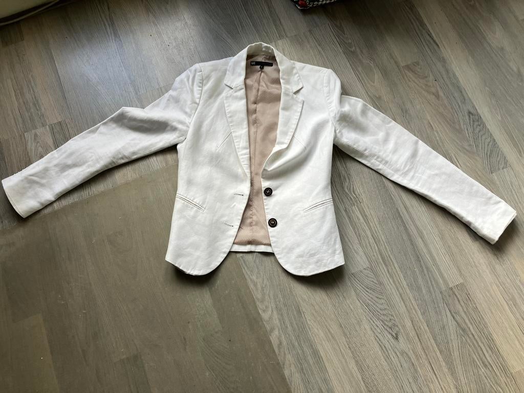 Bijna nieuw jasje WE maat S bijna gratis, Kleding | Dames, Jasjes, Kostuums en Pakken, Ophalen of Verzenden, Zo goed als nieuw